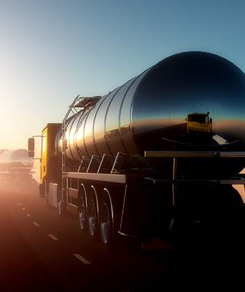 1533554418576496.jpg 我.jpg